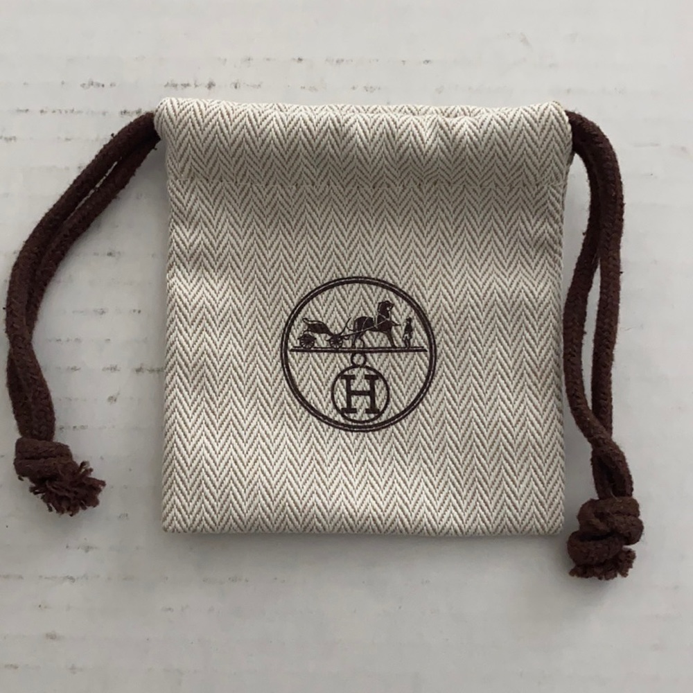HERMÈS Pouch